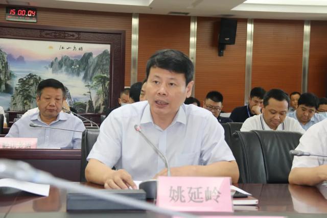 河南省白酒产业发展调研座谈会在郑州召开